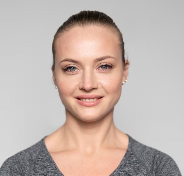 Lauren H.